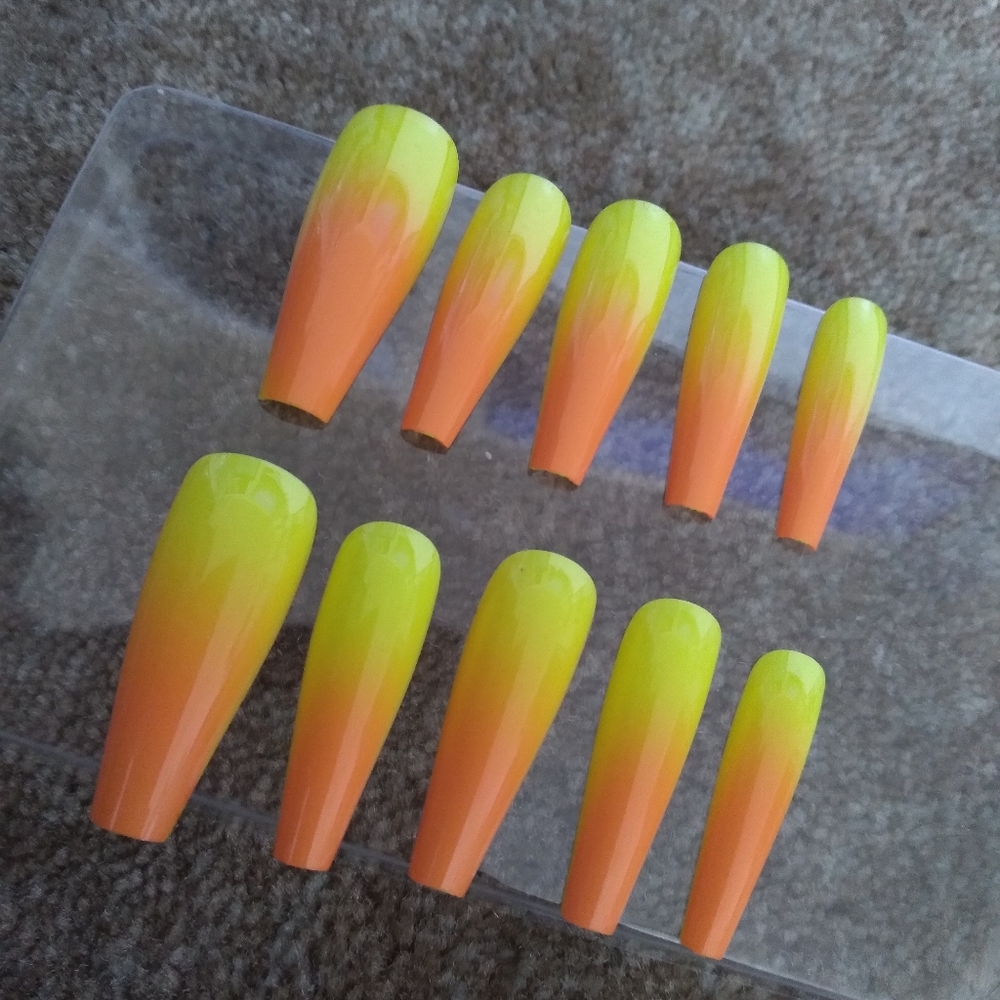 Yellow & Orange Ombre nails